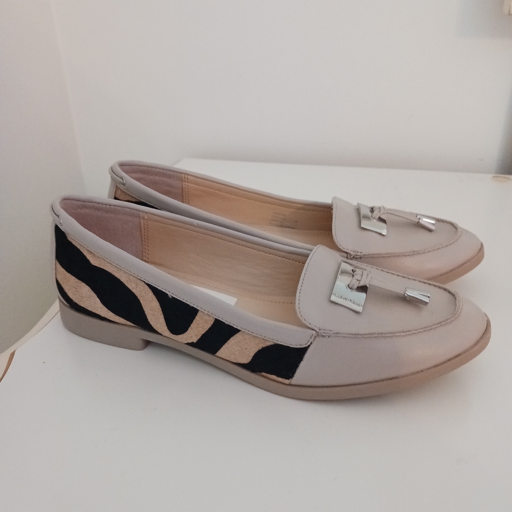 NWT Calvin Klein Flat Shoes - Picture 6 of 8